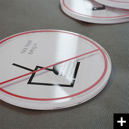 동글동글 예쁜 원형에 픽토그램이 예쁜 아크릴 표지판 서클인라인.